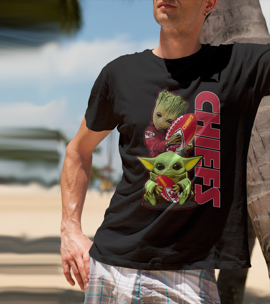 Grzd Chiefs Kansas City Groot And Baby Yoda Football T-Shirt