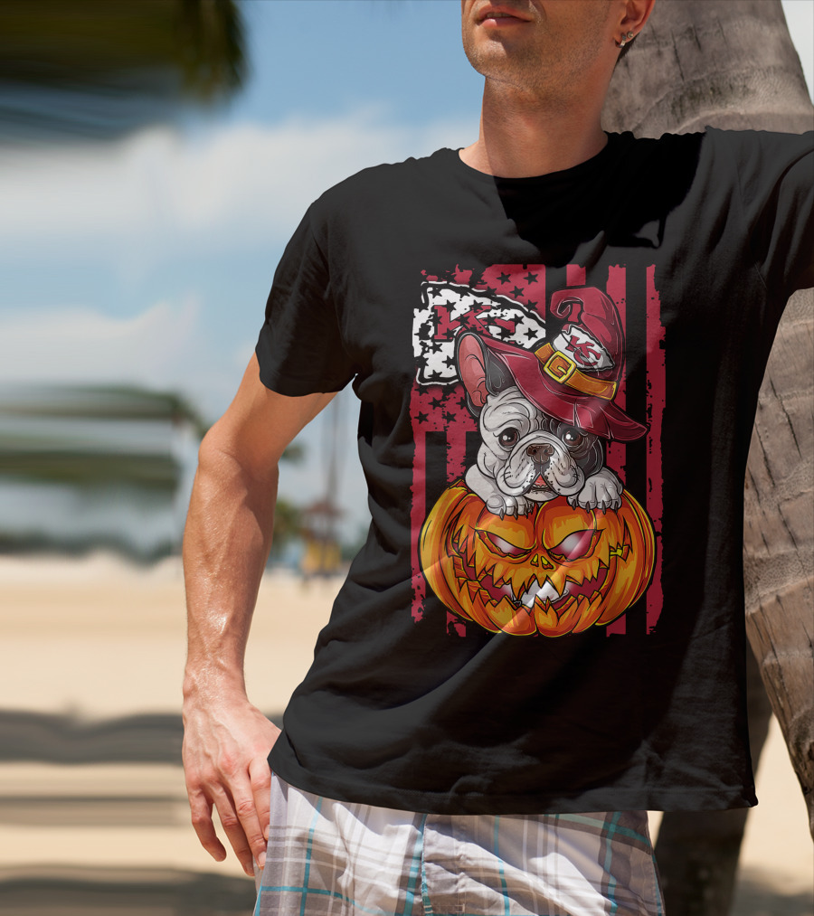 Hlw Bulldog Kansas City Chiefs Halloween Pumpkin Wizard Hat T-Shirt