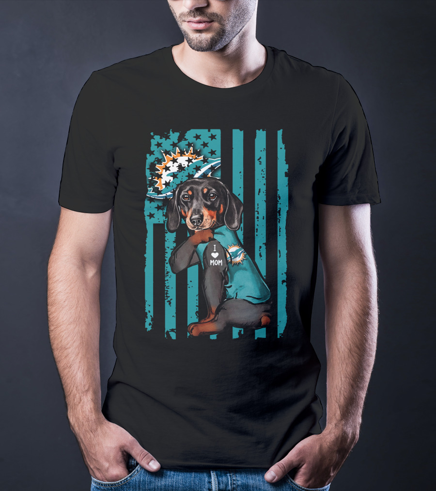 Dachshund I Love Mom Miami Dolphins Football Fan T-Shirt