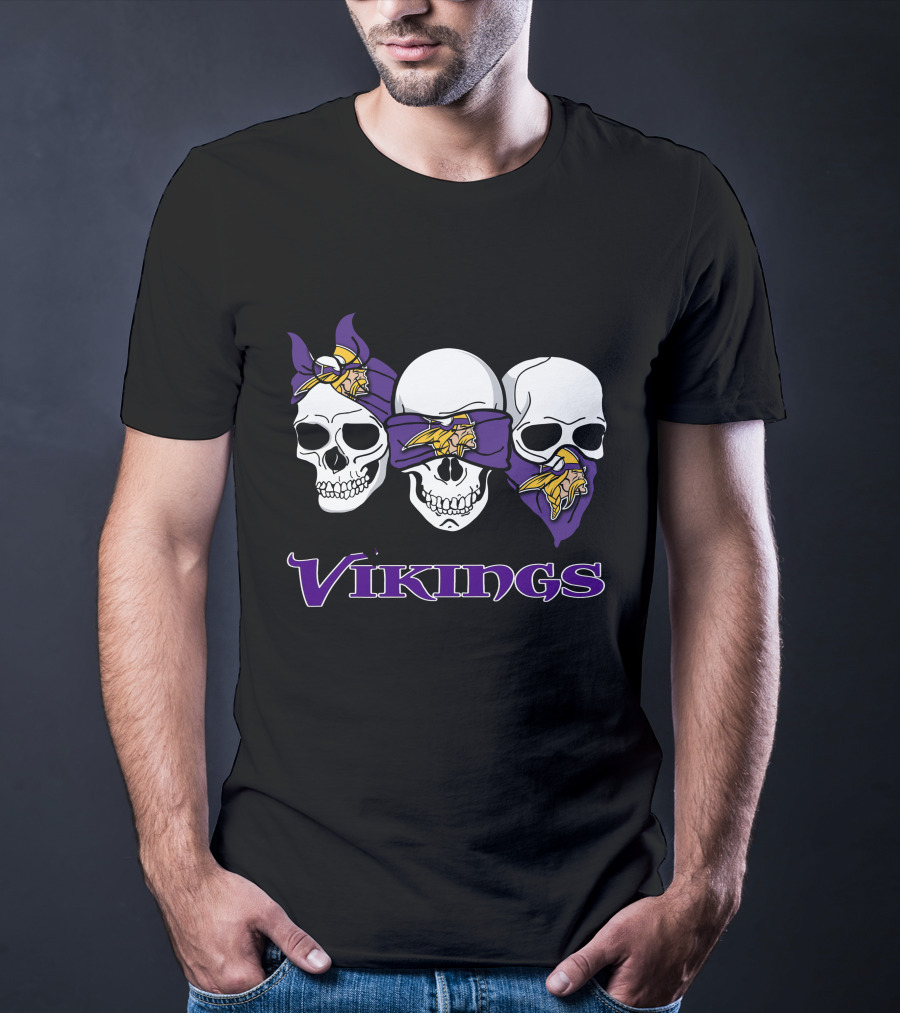 Vikings 3 Skull Bandana Purple Gold T-Shirt