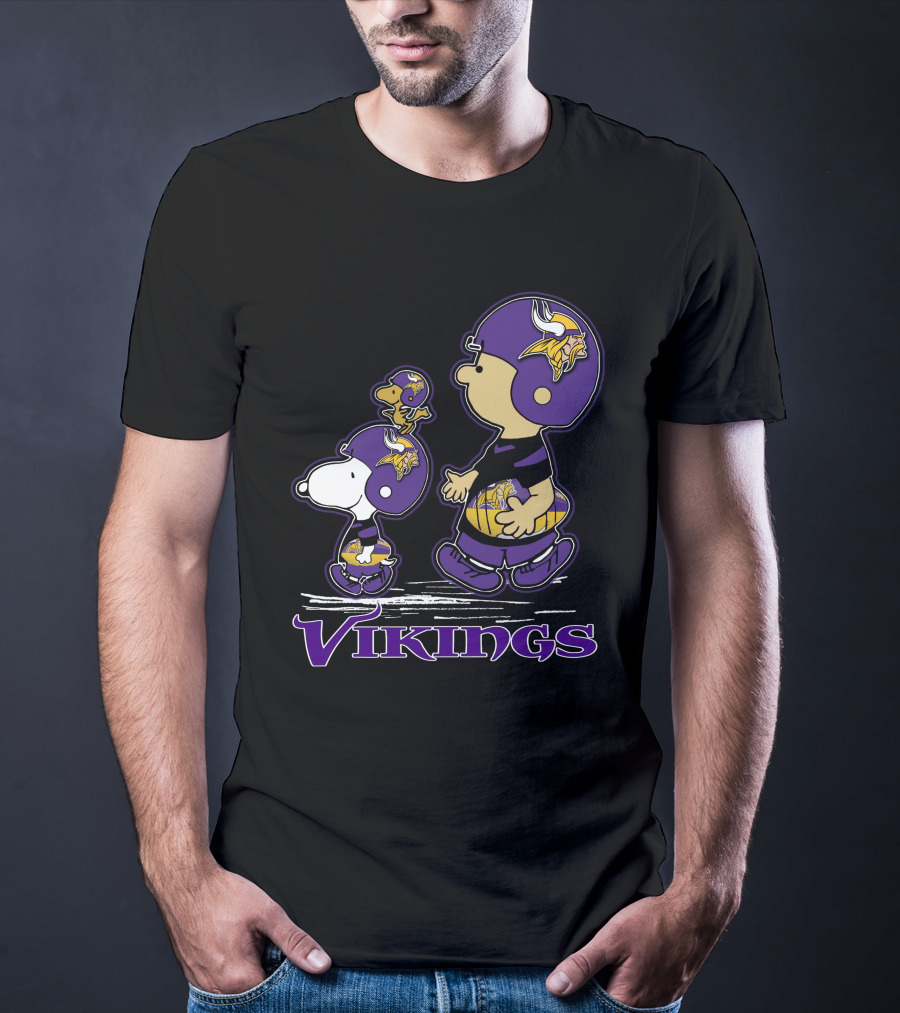Snpfootball Minnesota Vikings Peanuts Characters Vikings Helmets T-Shirt