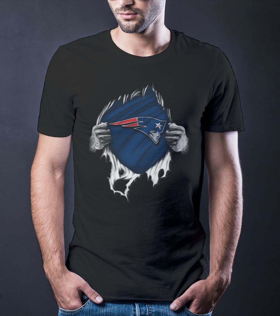Ripped New England Patriots Fan Spirit T-Shirt