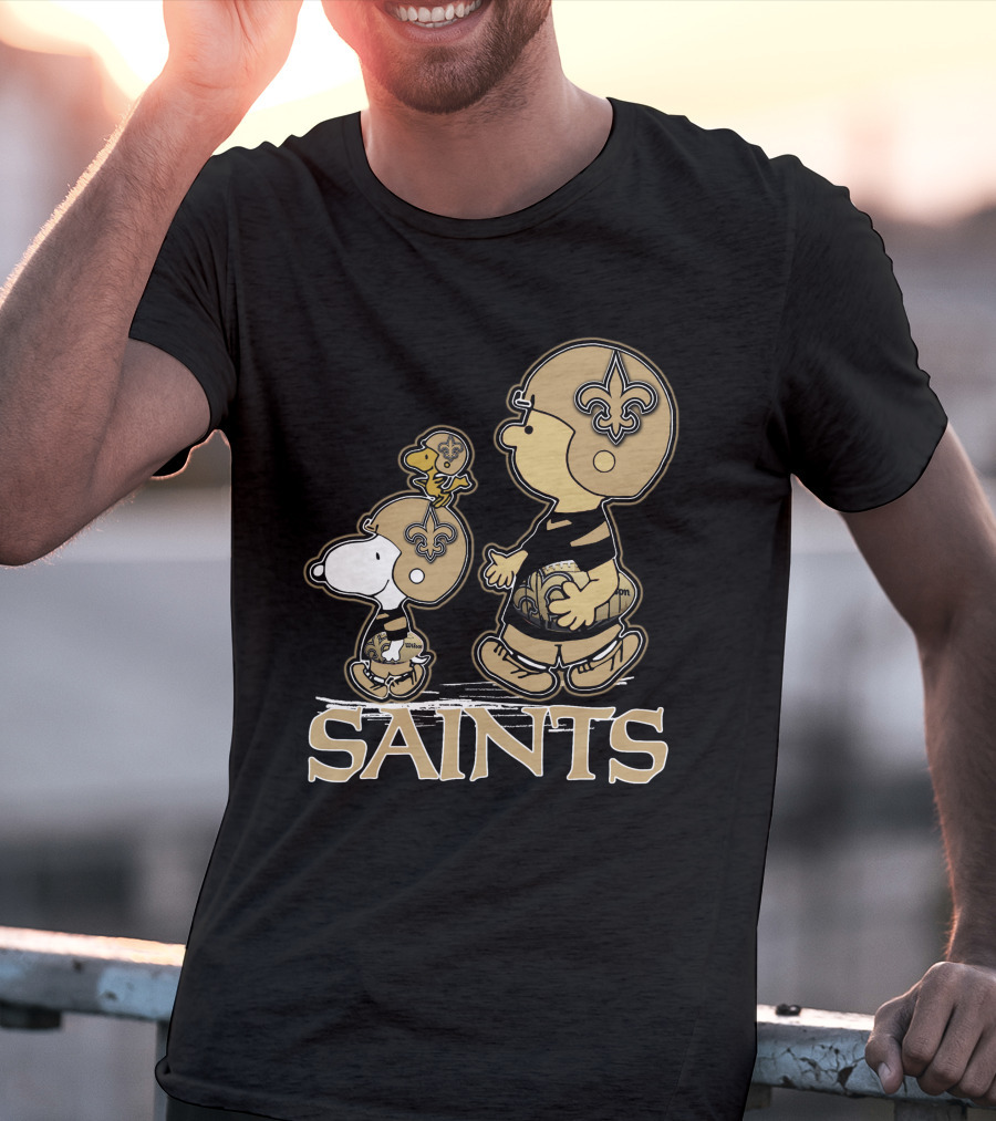 Snpfootball New Orleans Saints Peanuts Snoopy Woodstock Football Helmets T-Shirt