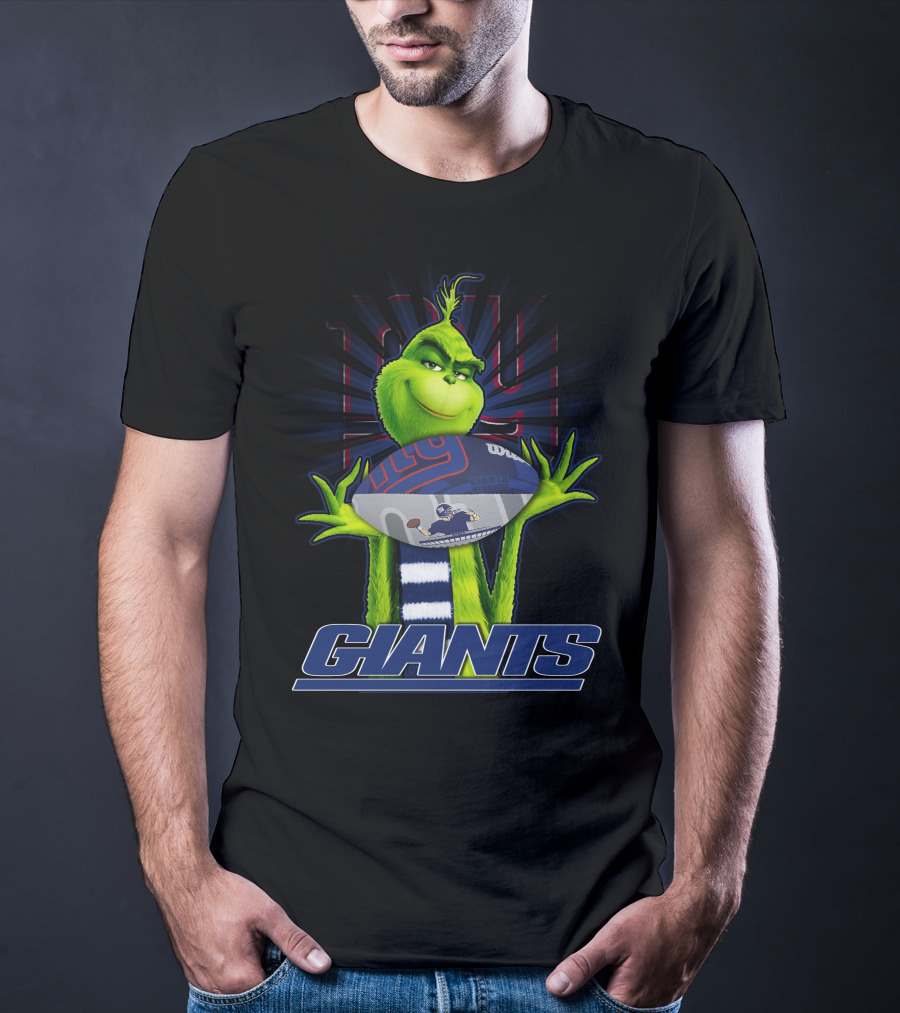 Grinch Holding New York Giants Football T-Shirt