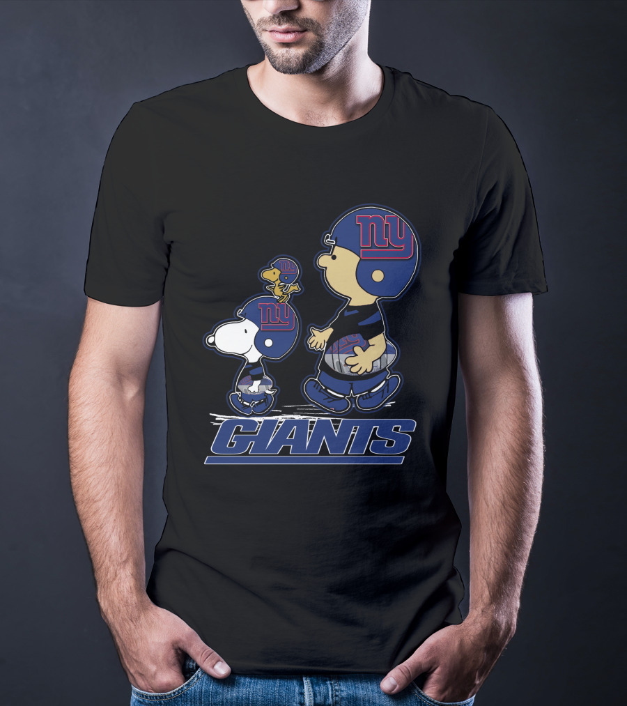 Snpfootball New York Giants Snoopy And Peanuts Characters With Helmets T-Shirt