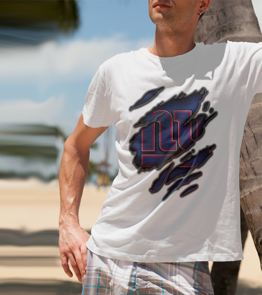 Torn V3 New York Giants Logo Rip Effect T-Shirt