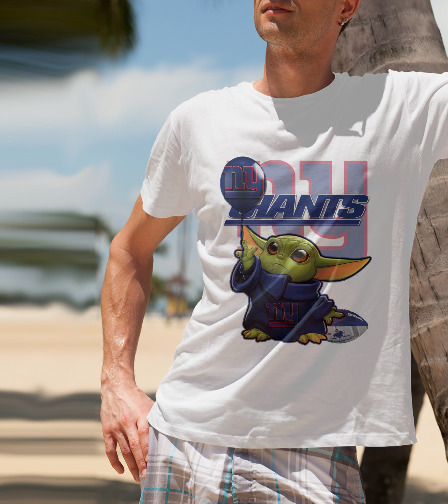 Yoda Giants Football Balloon Power Play T-Shirt