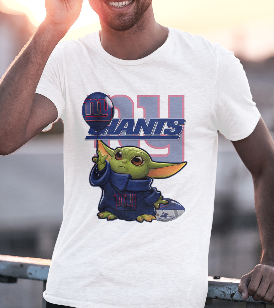 Yoda Giants Football Balloon Power Play T-Shirt