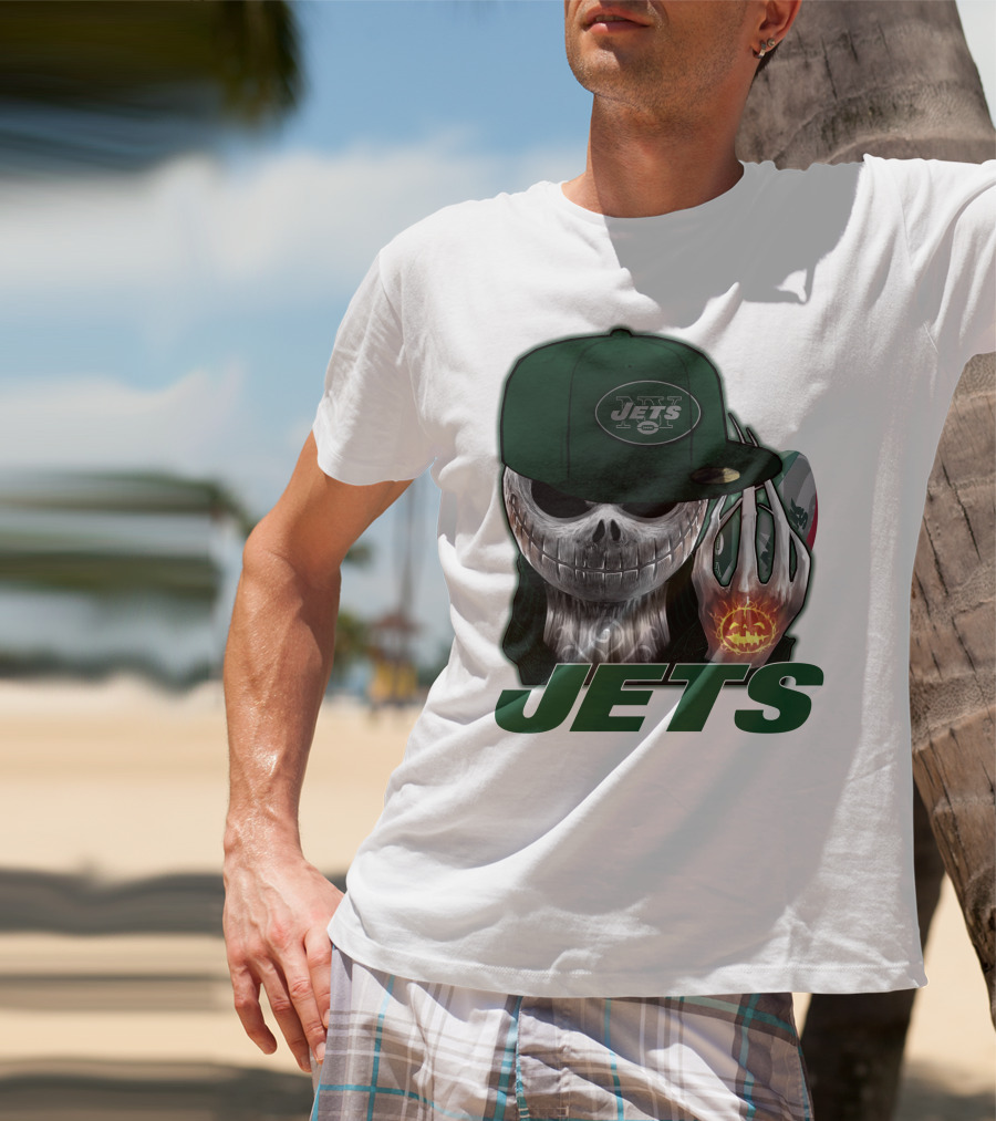 Jets Jackskull Halloween Football Fanatic T-Shirt