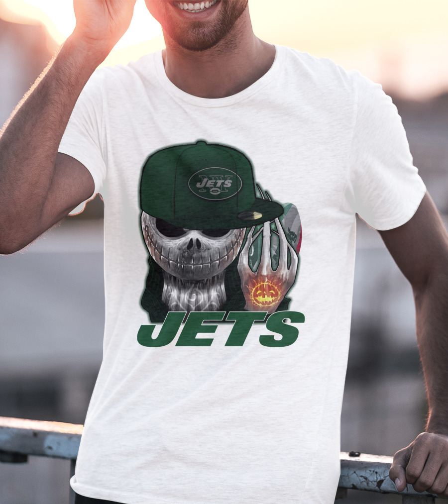 Jets Jackskull Halloween Football Fanatic T-Shirt