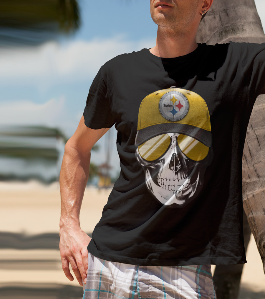 Skull V7 Pittsburgh Steelers Yellow Cap And Sunglasses T-Shirt