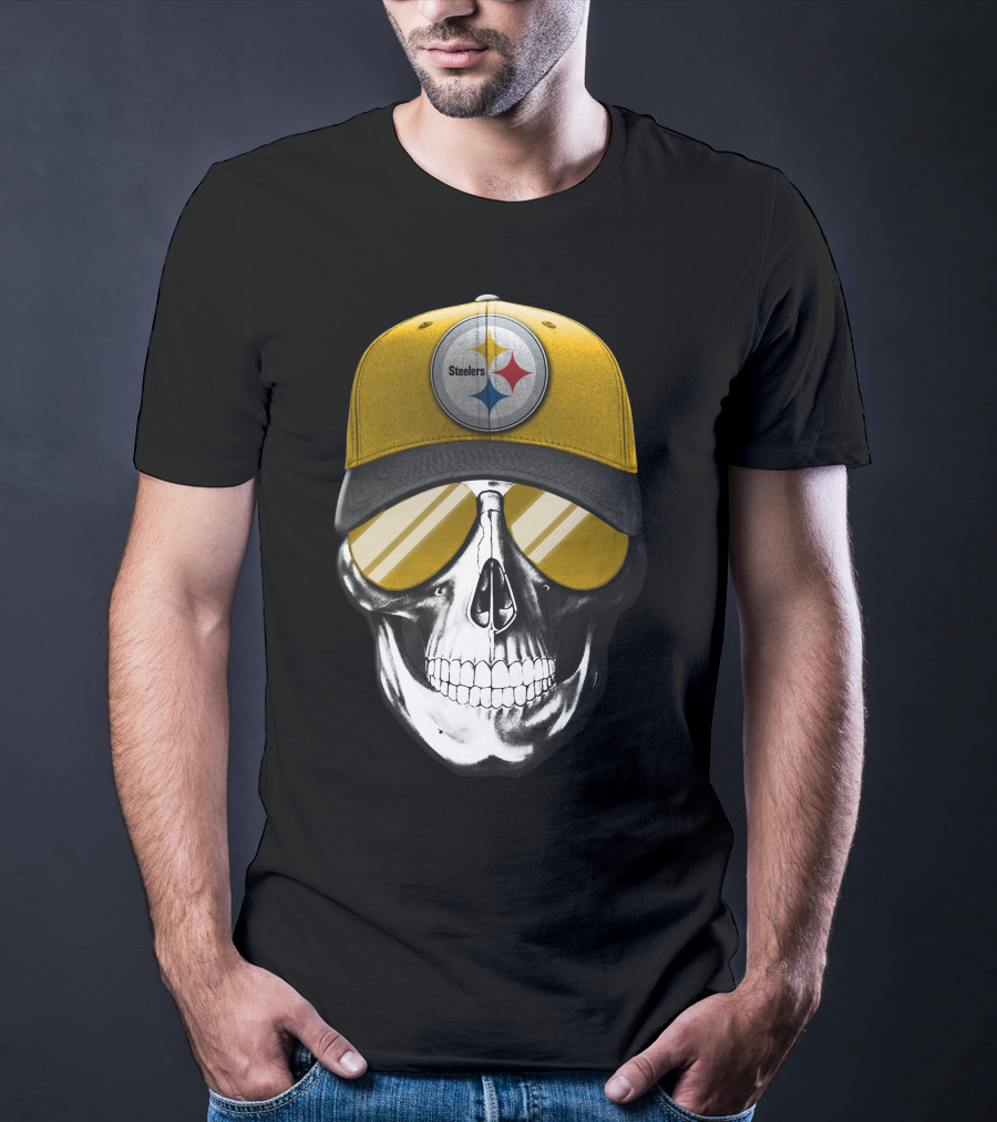 Skull V7 Pittsburgh Steelers Yellow Cap And Sunglasses T-Shirt