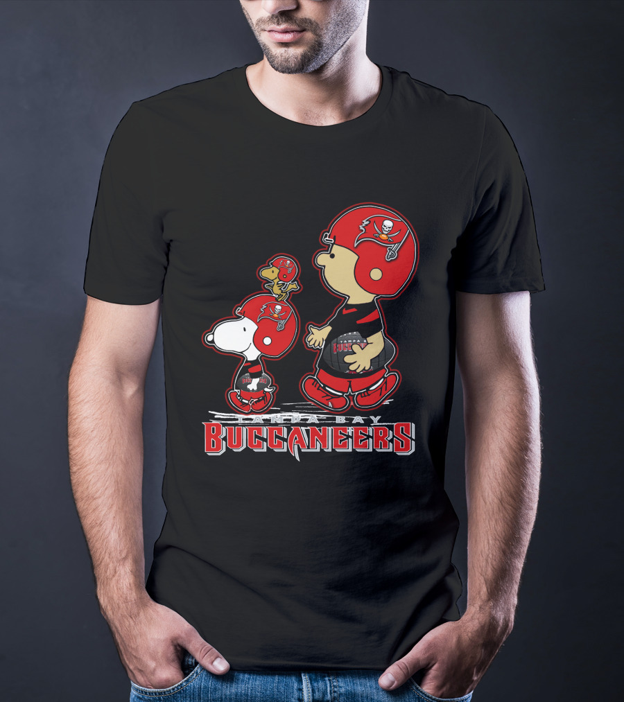 Tampa Bay Buccaneers Snpfootball Peanuts Characters T-Shirt