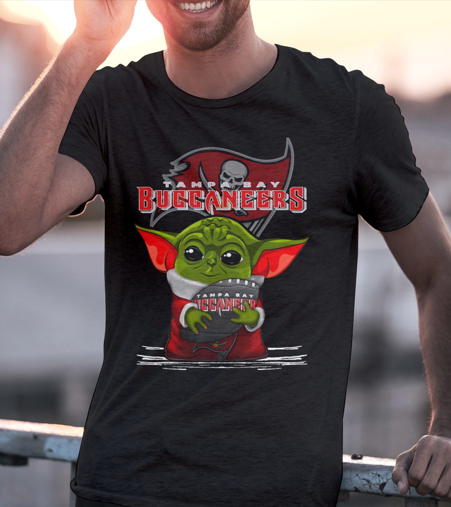 Tampa Bay Buccaneers Yoda Football Fan T-Shirt