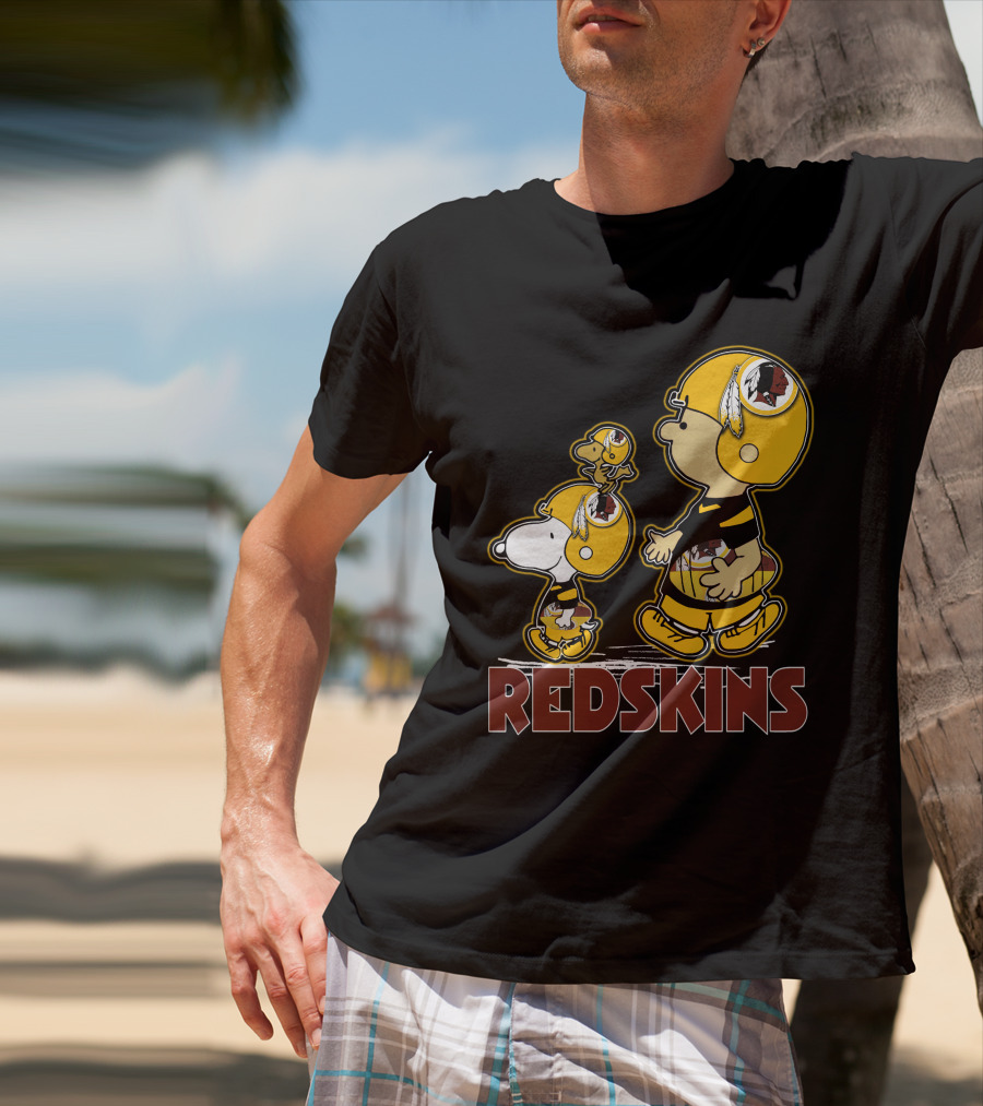 Snpfootball Redskins Peanuts Characters In Football Helmets T-Shirt
