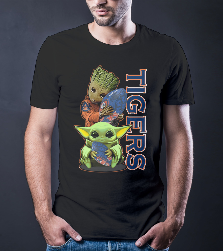 Grzd Auburn Tigers Baby Yoda And Groot Football T-Shirt