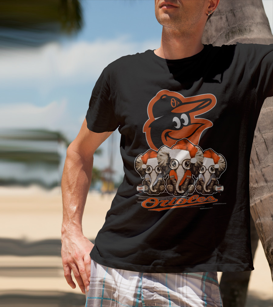 Elephan Xmas Orioles Santa Hat Baltimore Orioles T-Shirt