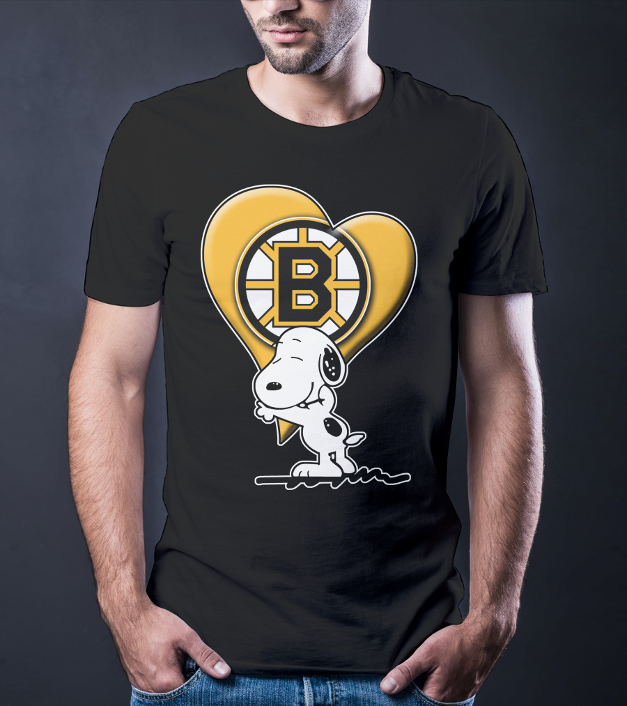 Snoopy Heart Boston Bruins Logo Hug T-Shirt