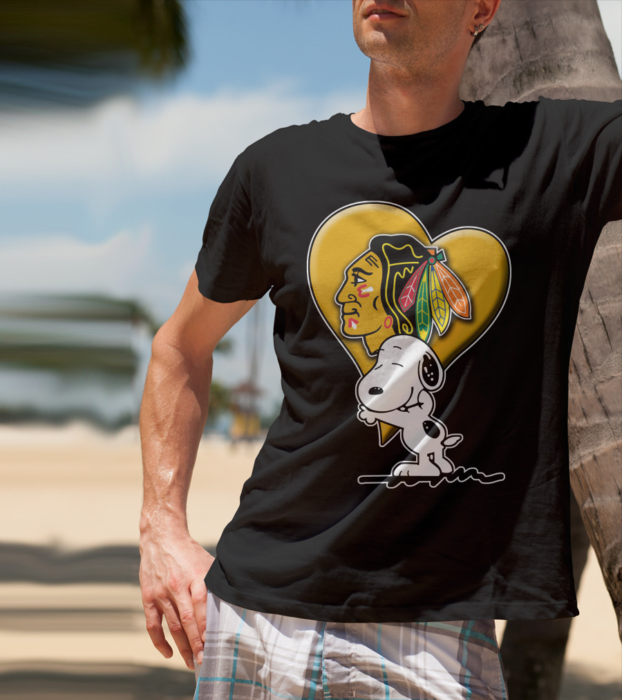 Snoopy Hugging Chicago Blackhawks Heart T-Shirt