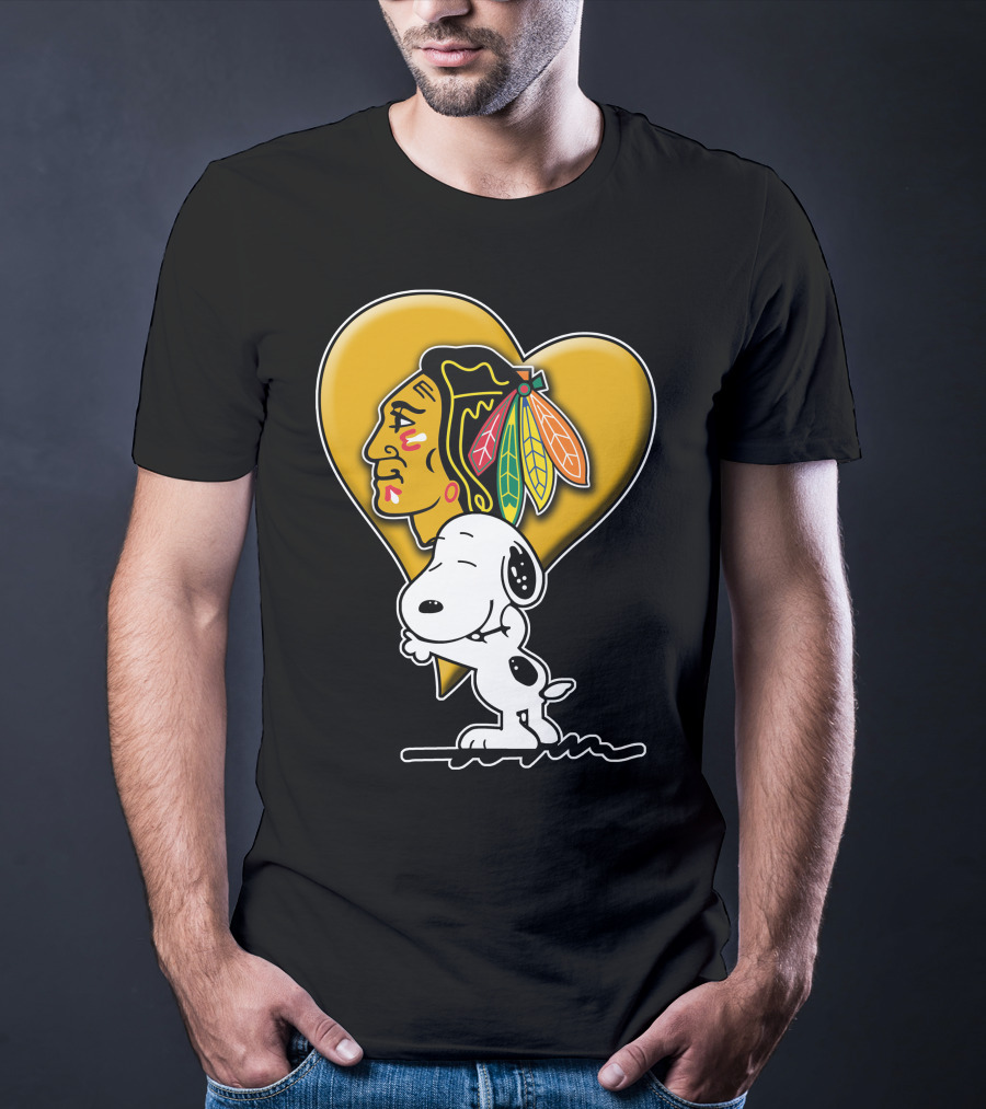 Snoopy Hugging Chicago Blackhawks Heart T-Shirt