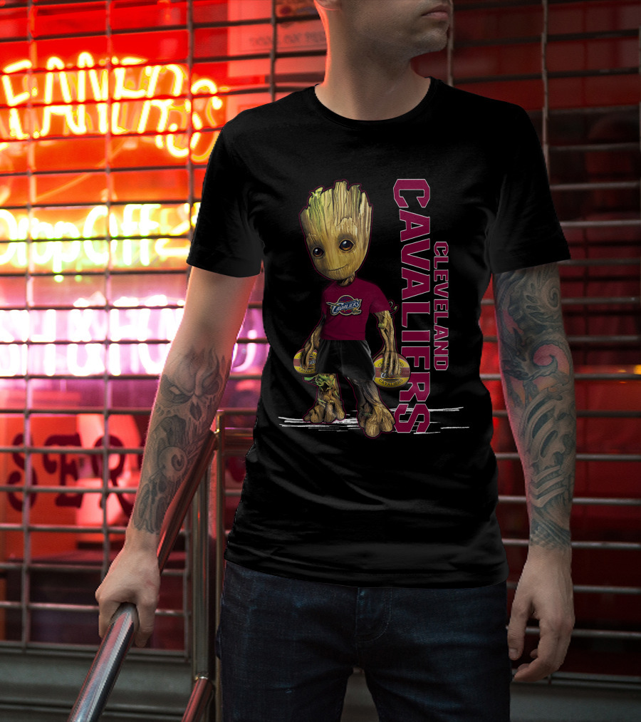 Cleveland Cavaliers Groot Holding Basketball T-Shirt
