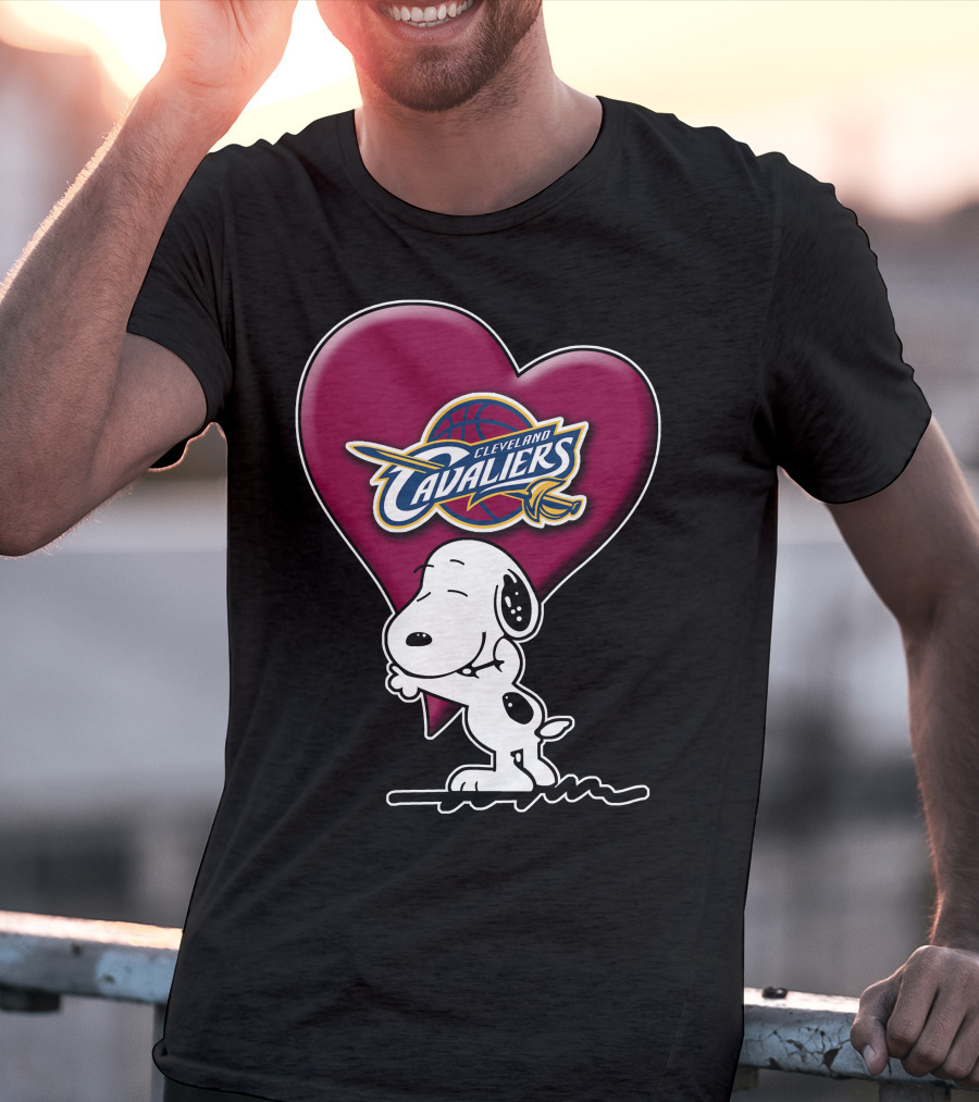 Snp V1 Cleveland Cavaliers Heart Basketball Snoopy Hugging T-Shirt