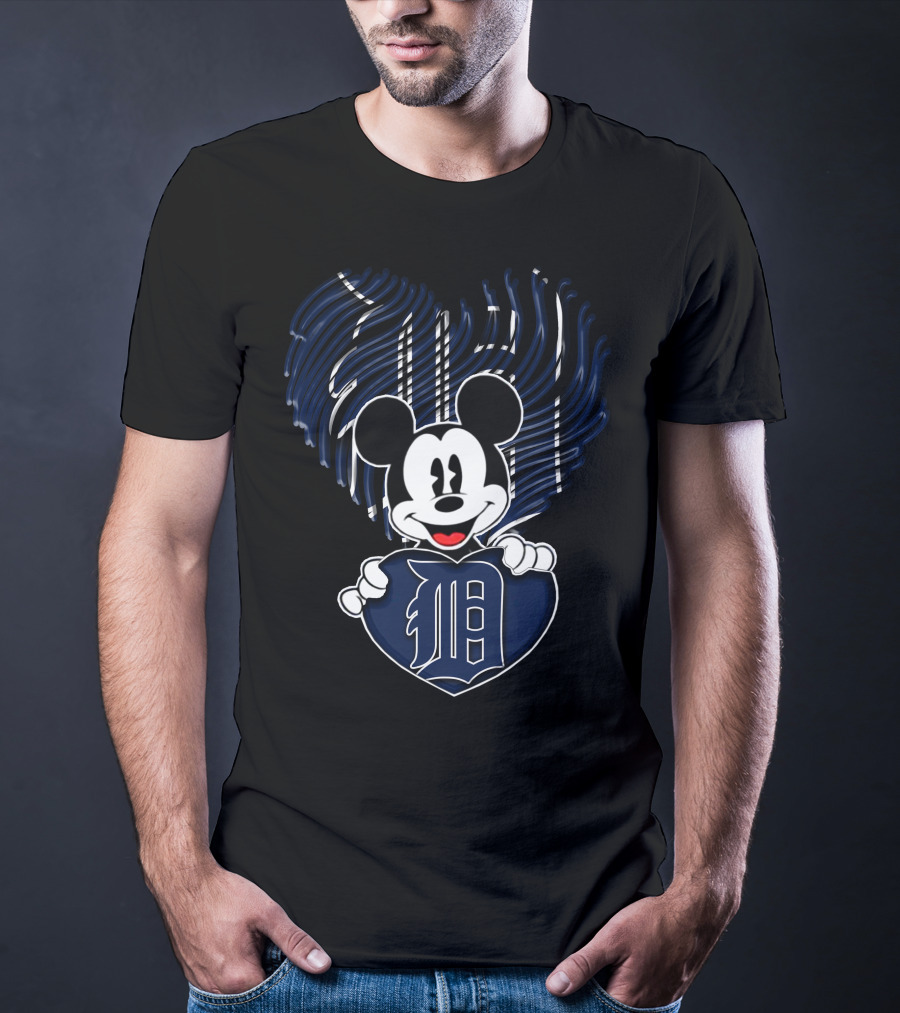 Mickey Mouse Detroit Tigers Heart Stripe T-Shirt