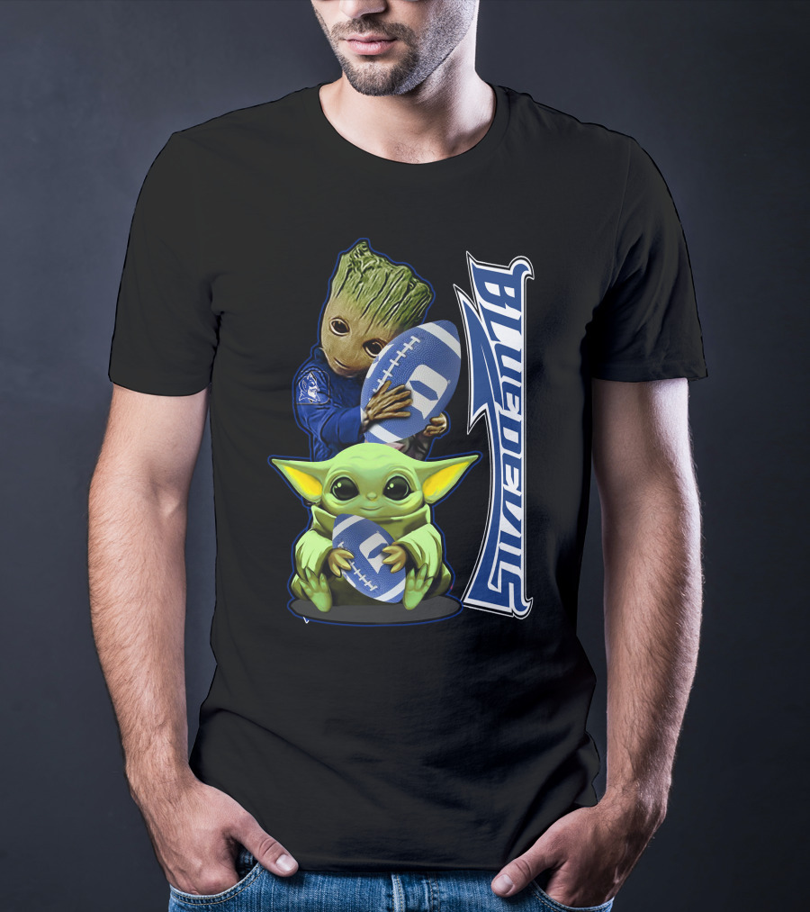 Grzd Duke Blue Devils Groot And Baby Yoda Holding Football T-Shirt