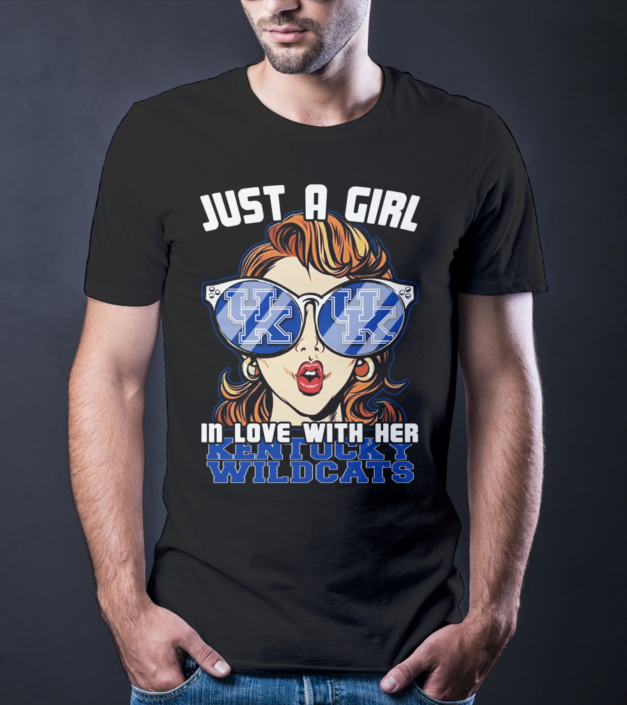 JUST A GIRL IN LOVE WITH HER KENTUCKY WILDCATS T-Shirt