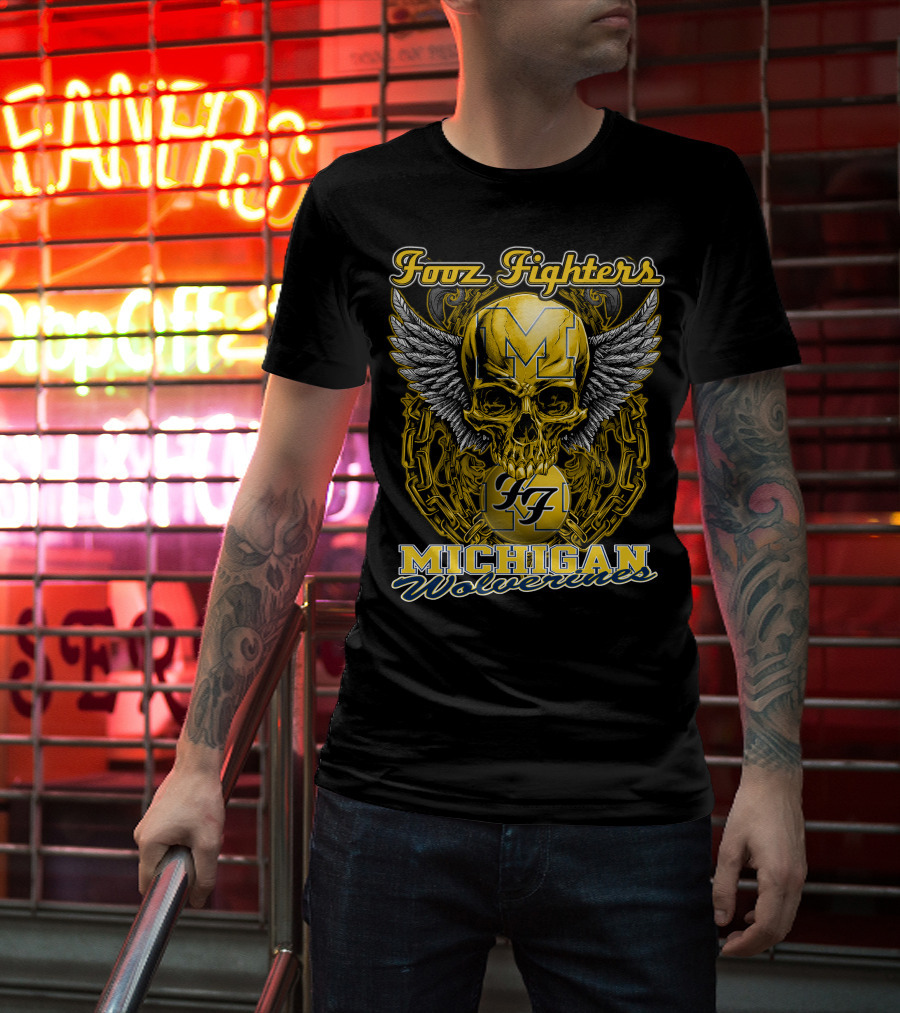 Foor Fighters Michigan Wolverines Skull Wings Chain T-Shirt