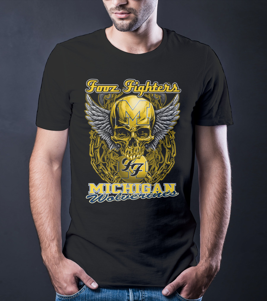 Foor Fighters Michigan Wolverines Skull Wings Chain T-Shirt