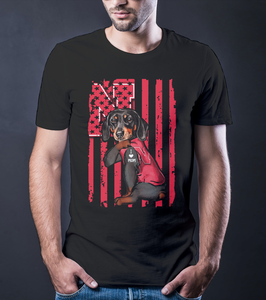 Dachshund I Love Mom Nebraska Cornhuskers USA Flag T-Shirt