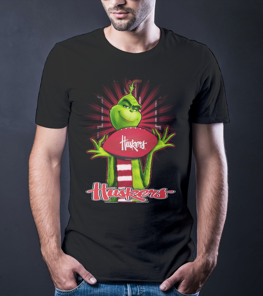 Grinch Holding Huskers Football Nebraska Cornhuskers T-Shirt