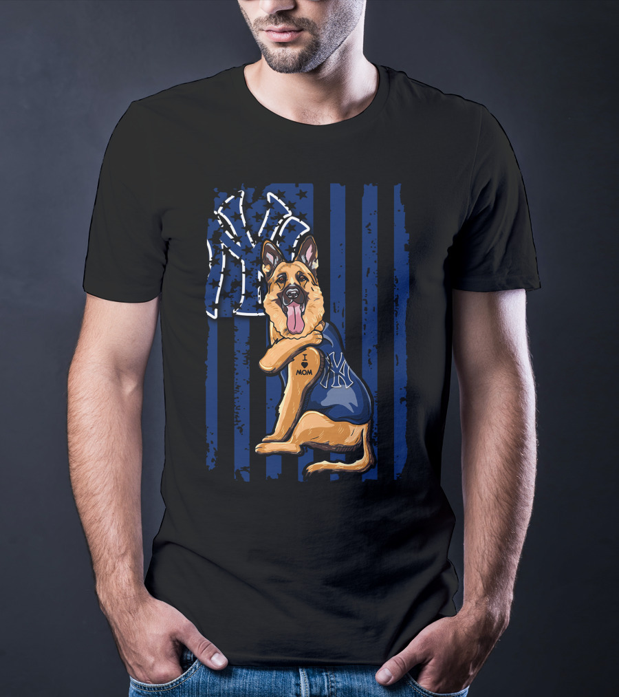 German Shepherd New York Yankees I Love Mom T-Shirt