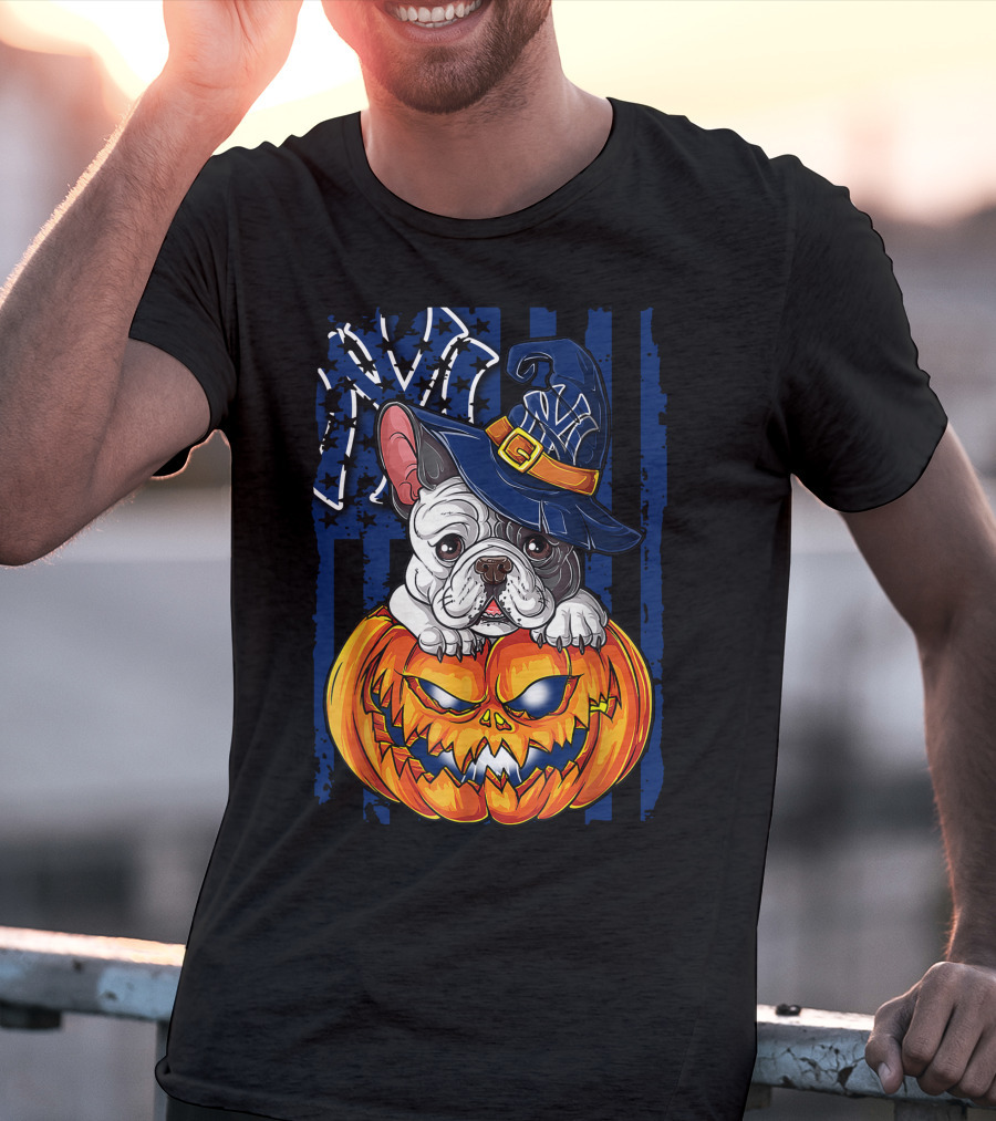 Hlw Bulldog New York Yankees Pumpkin Halloween Magic Hat T-Shirt