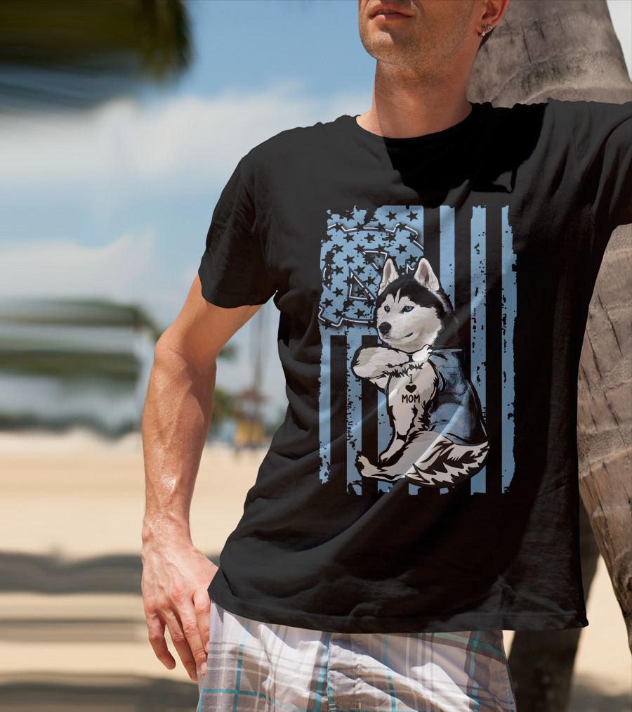 Siberian Husky UNC Tar Heels Mom Stripes T-Shirt