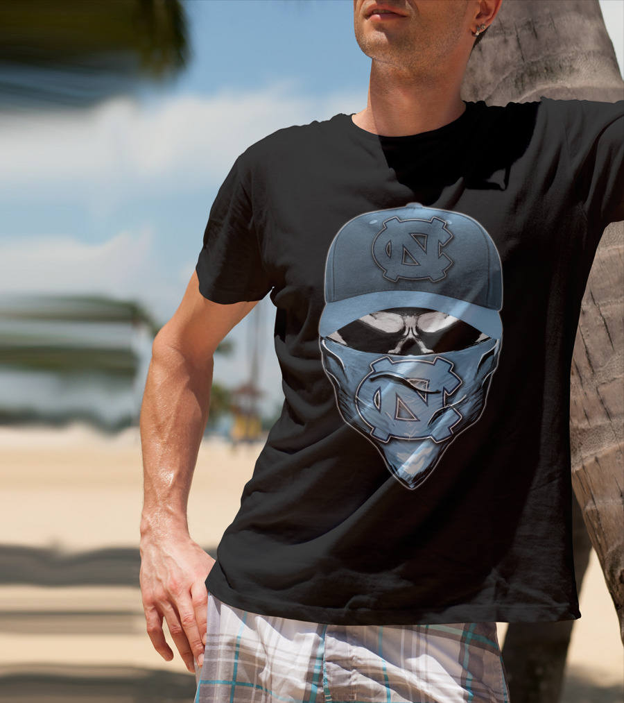 North Carolina Tar Heels Skull Emblem T-Shirt