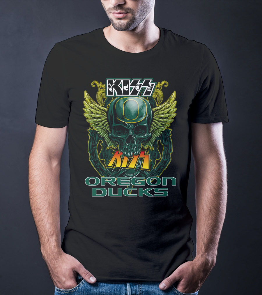 Kiss Oregon Ducks Skull Helmet Wings T-Shirt