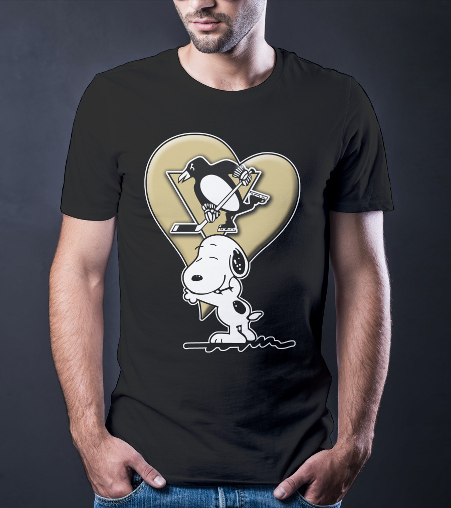 Snoopy Heart Hockey Pittsburgh Penguins Snp T-Shirt