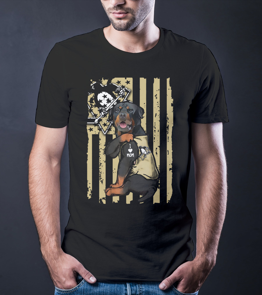 Rottweiler Loves Pittsburgh Penguins Hockey Mom T-Shirt