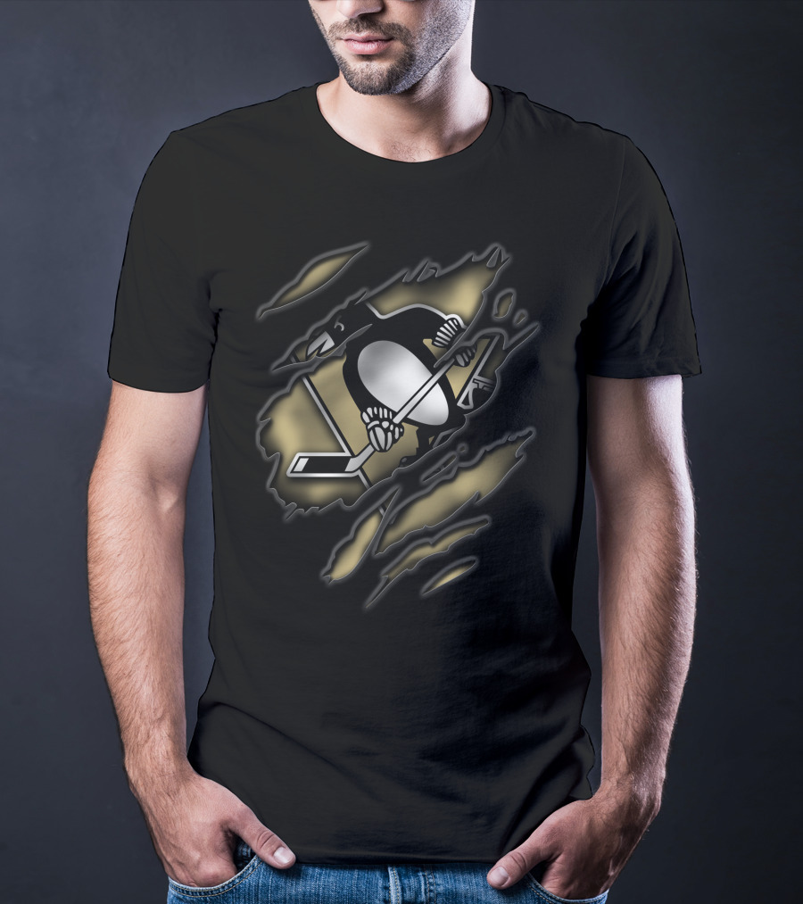 Pittsburgh Penguins Torn Hockey T-Shirt