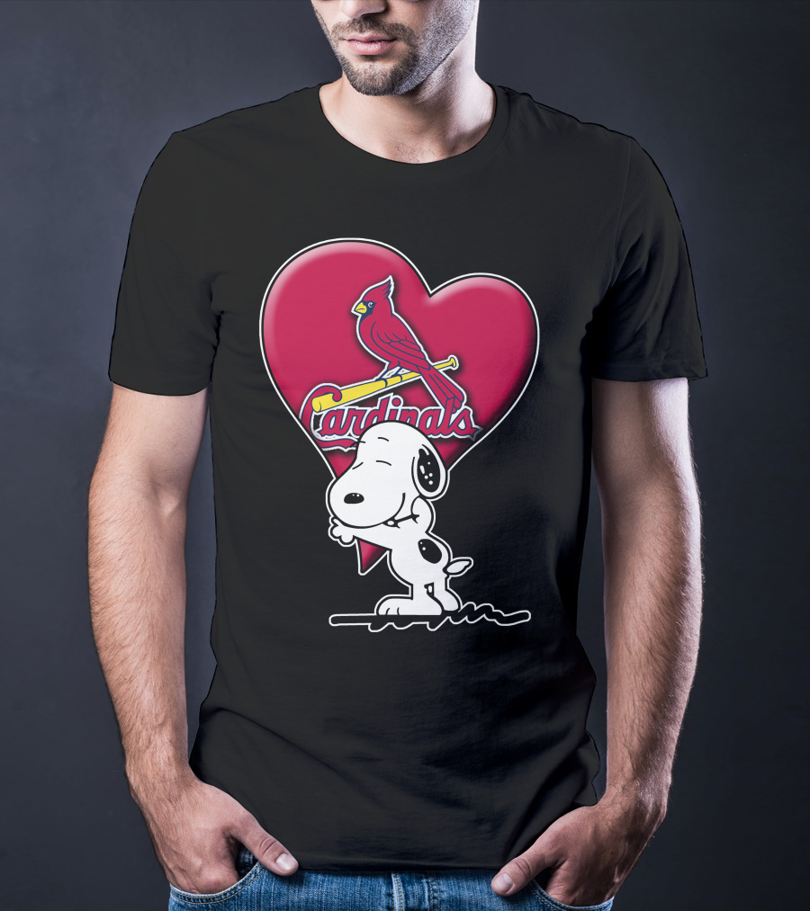 Snp V1 St. Louis Cardinals Heart With Snoopy Hugging T-Shirt