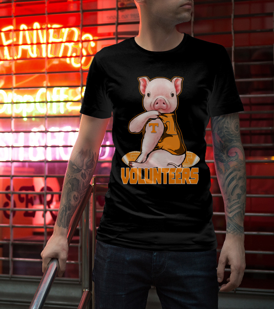 Tennessee Volunteers Pig With Football And T T-Shirt