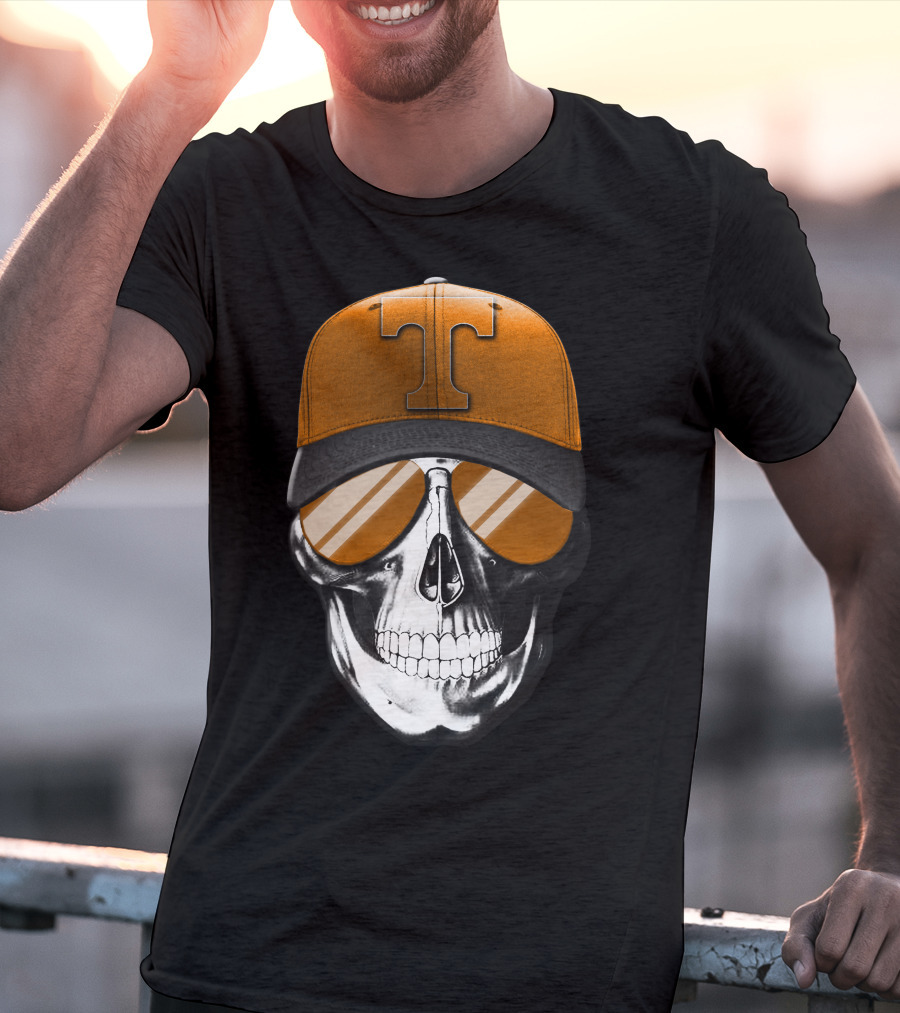 Tennessee Volunteers Skull With Orange Hat And Sunglasses T-Shirt