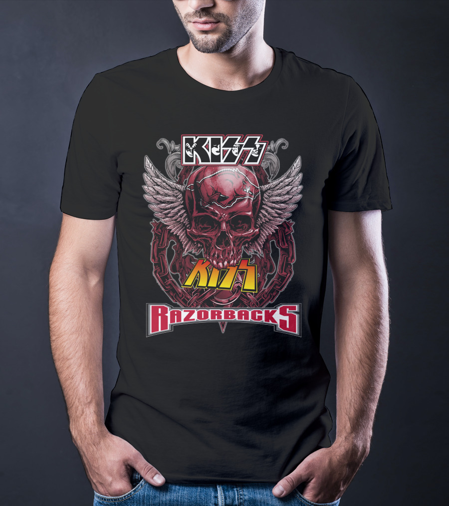 Kiss Razorbacks Winged Skull Chain T-Shirt