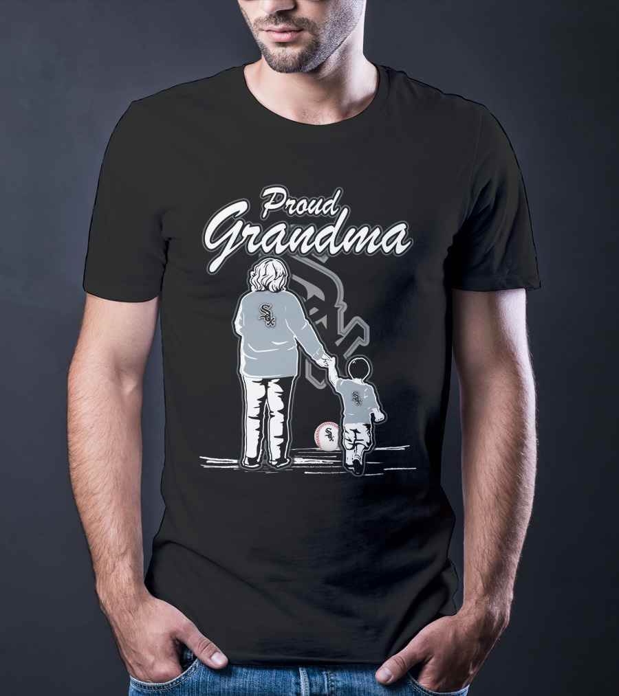 Proud Grandma Chicago White Sox T-Shirt