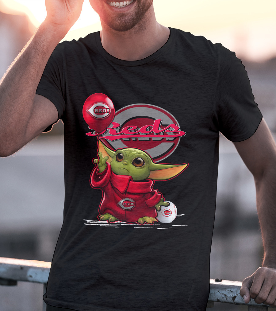 Yoda Cincinnati Reds Red Balloon And Baseball T-Shirt