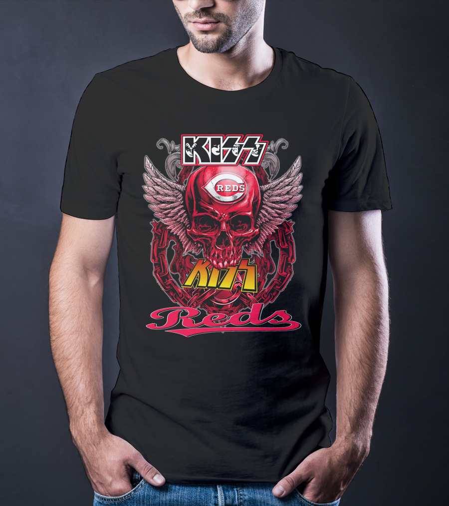 KISS Reds Cincinnati Skull Wings Chains T-Shirt
