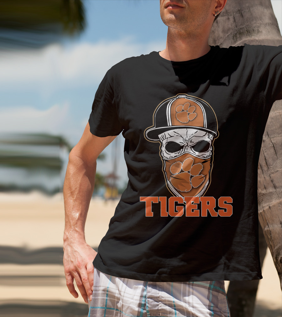 Clemson Tigers Skull Hat Paw Bandana T-Shirt