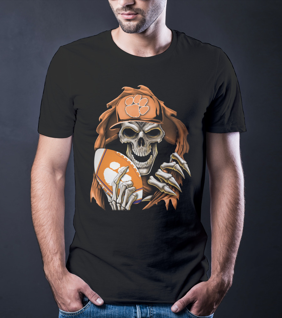 Skullbong Clemson Tigers Skeleton In Hat Holding Football T-Shirt